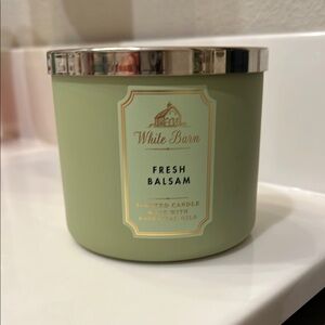 White Barn Fresh Balsam Scented Candle - Green
